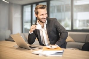 sale-and-lease-back-anbieter DR.UM Consulting - Seit mehr als 25 Jahren